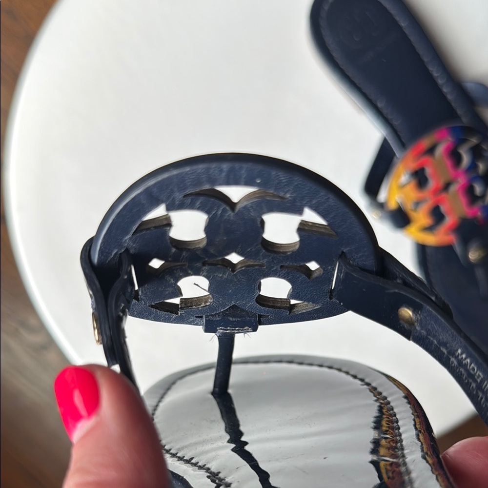 Tory Burch Navy Miller Sandals Multicolor Logo Size 8.5 - Picture 8 of 13